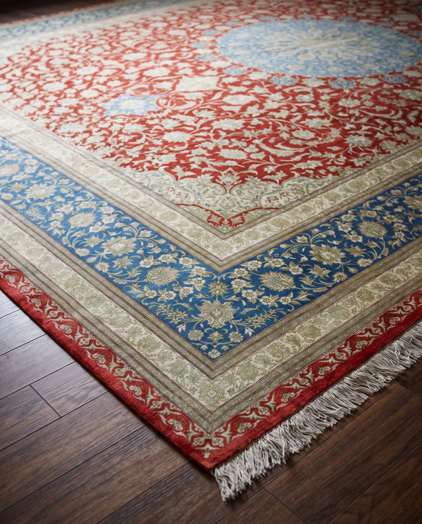 Pure Silk Qom