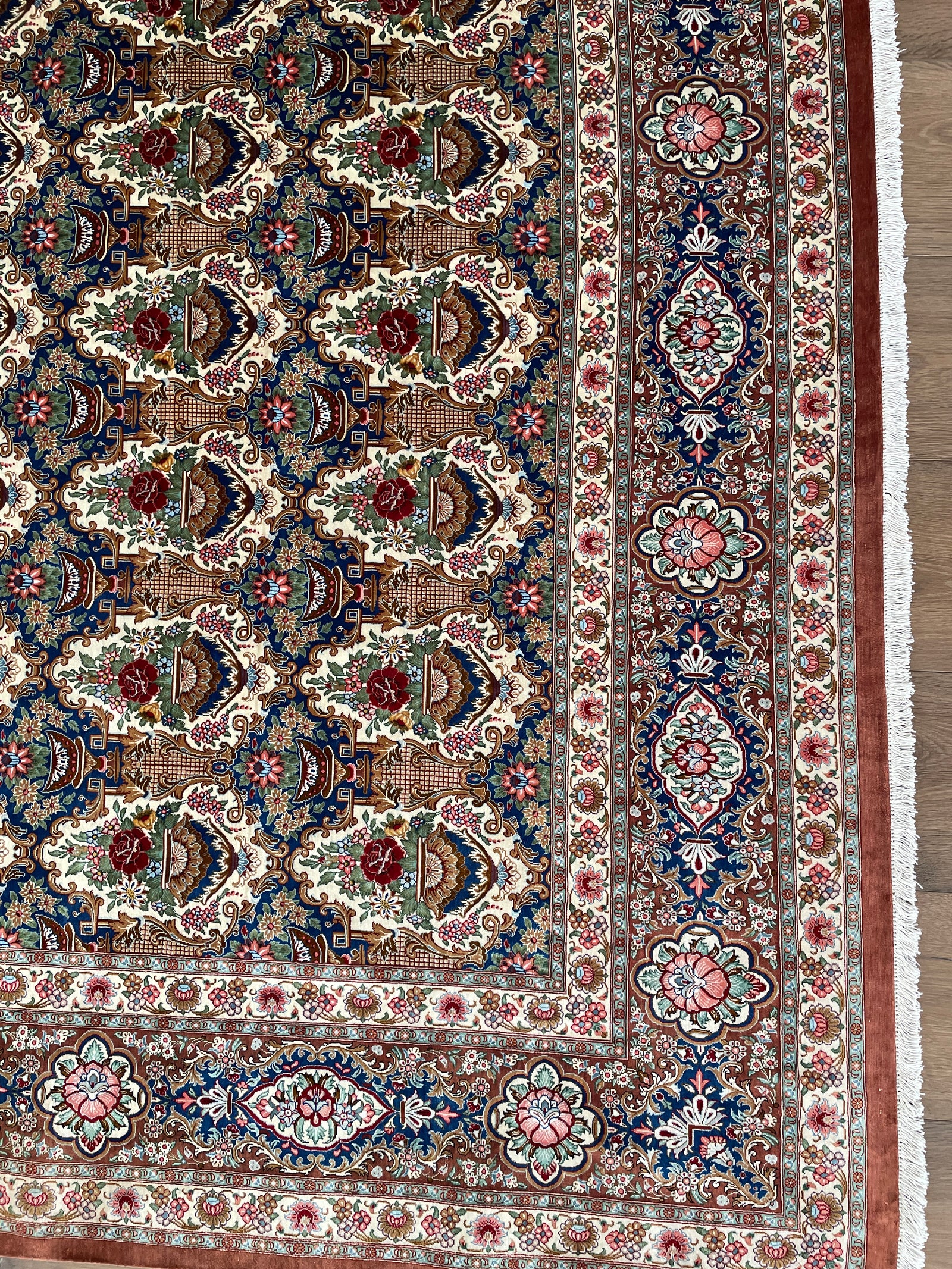 ALL-OVER-FLORAL LATTICE PATTERN BY MASTER REZAIE
