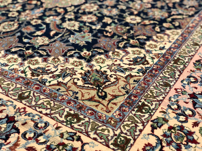 ANTIQUE NAVY ISFAHAN