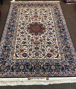FINE ISFAHAN RUG BY MASTER RAZAVI