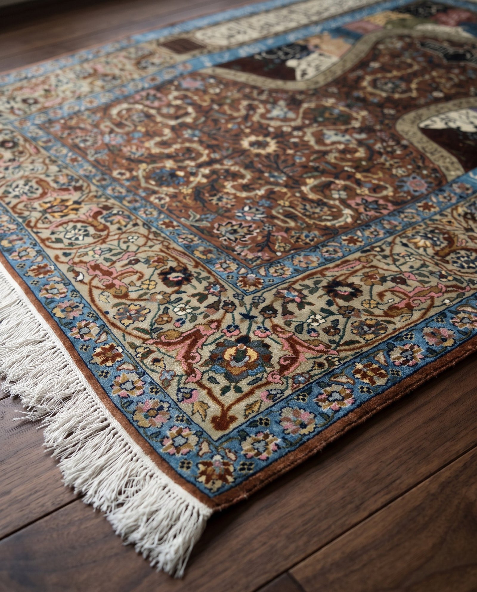 Exquisite antique Kashmir silk prayer rug, corner close-up