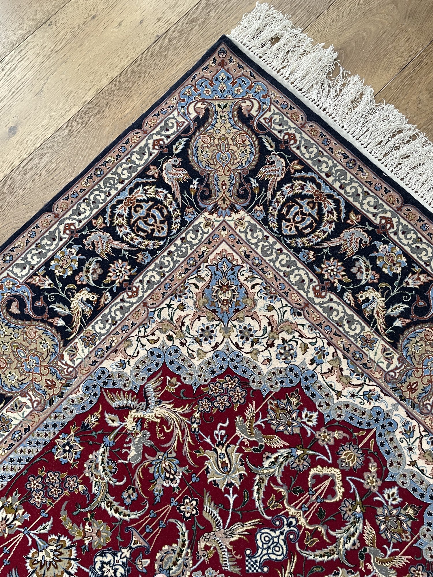 Fine Isfahan Persian Rug – photo 6