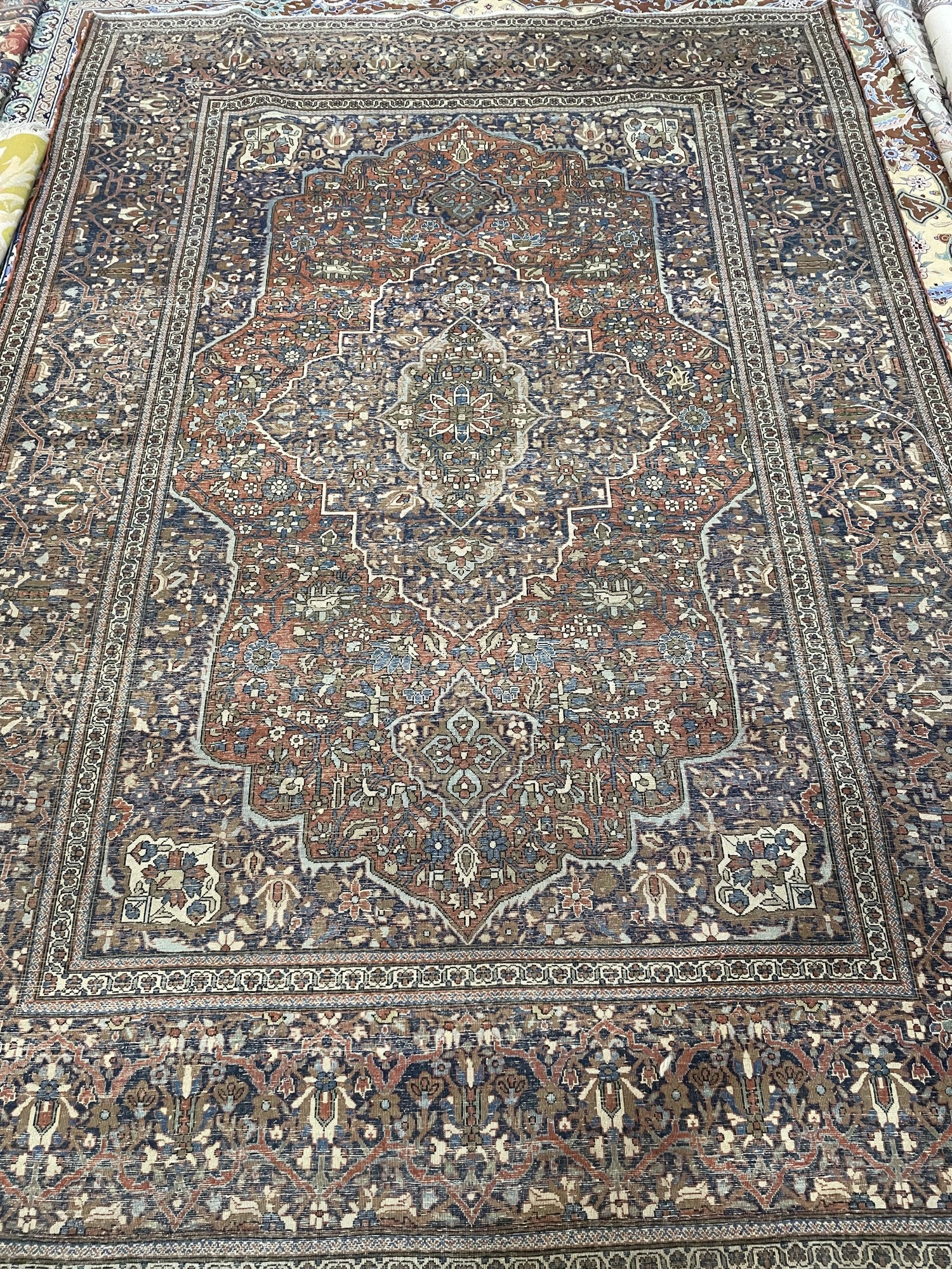 Fine Antique Kashan Persian Rug, Mohtasham Quality – photo 2