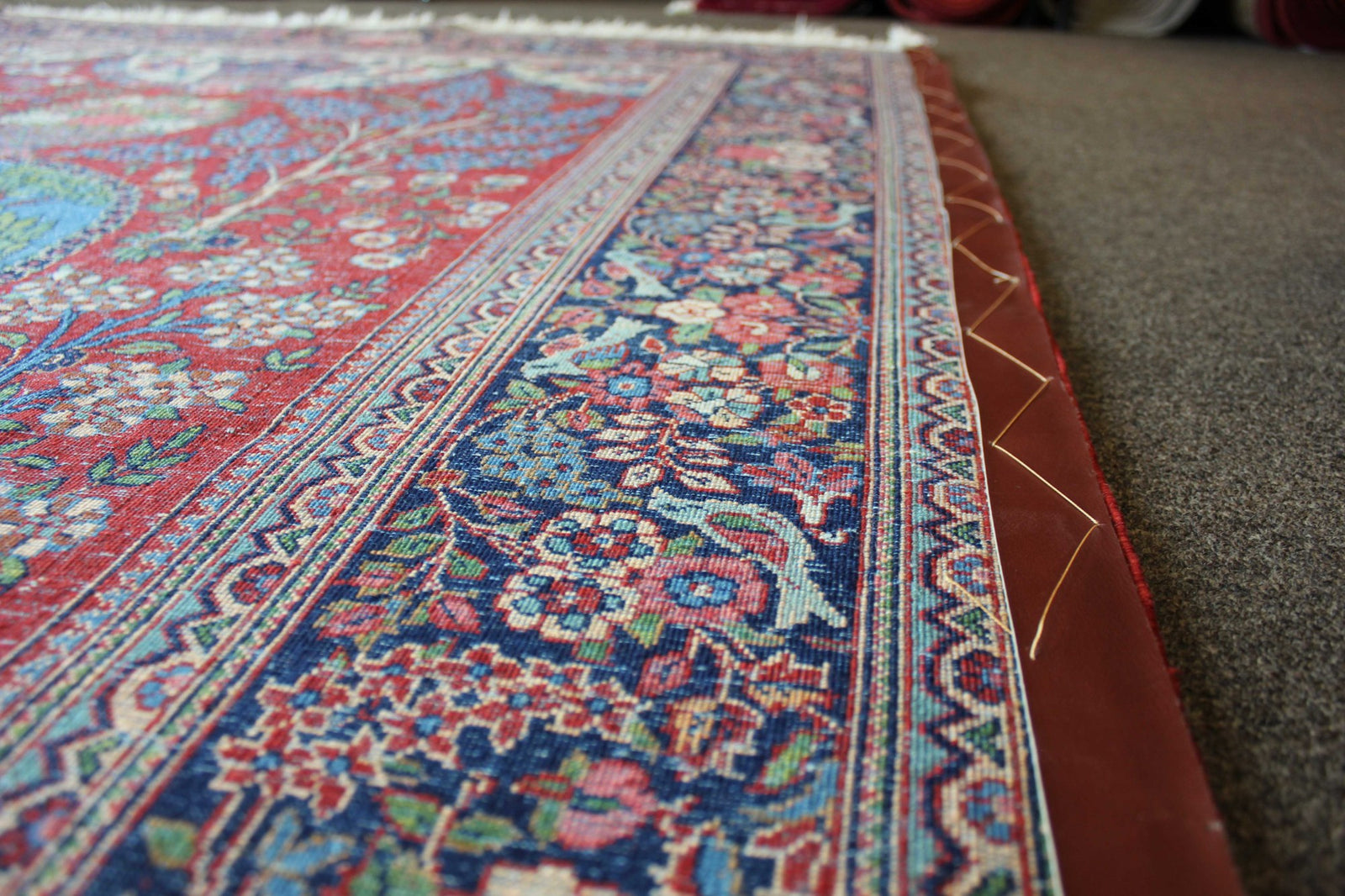 Pair of Antique Kork Kashan Garden Prayer Rugs, circa 1925–1935 – photo 5