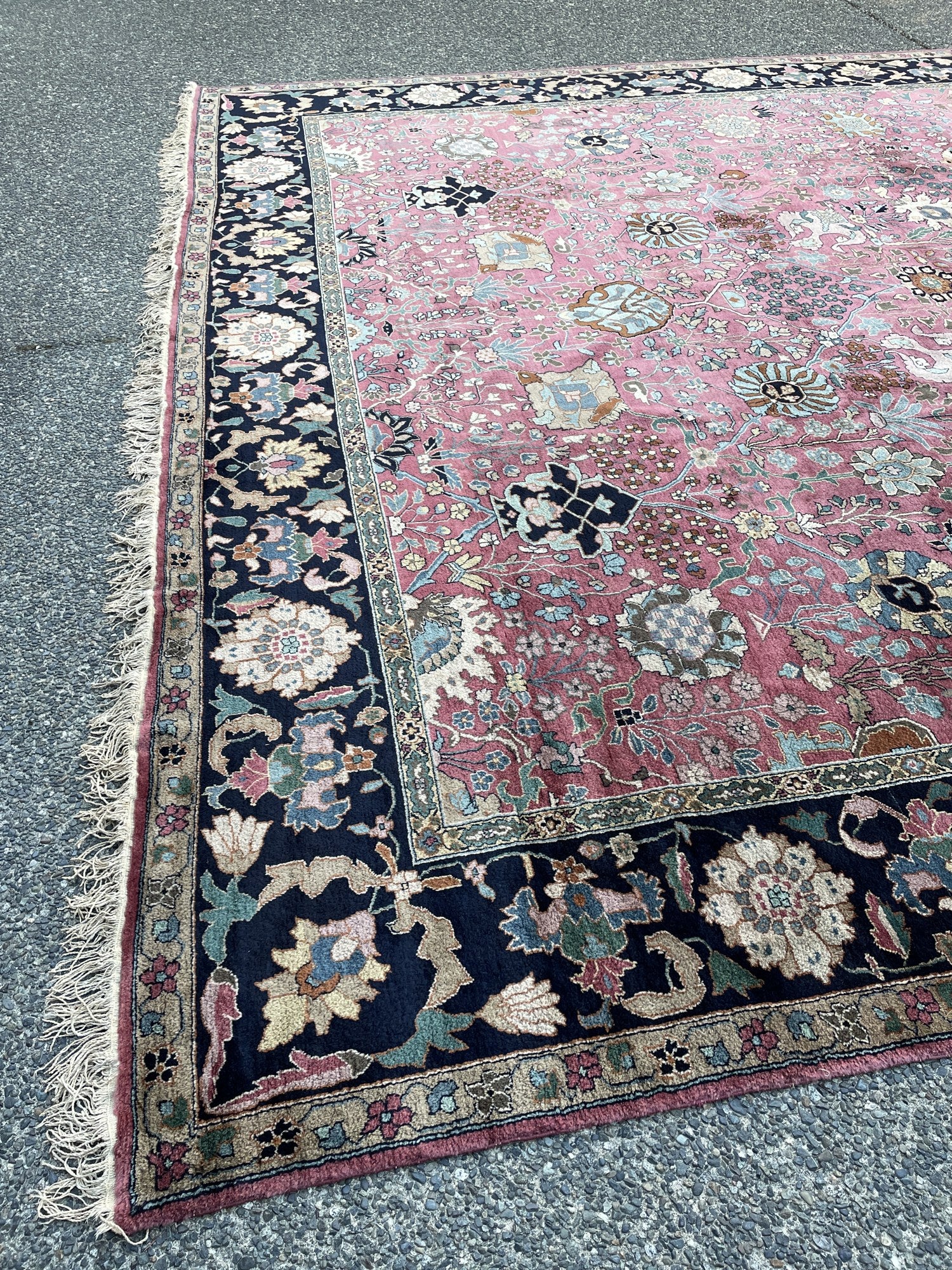 Antique North Indian Agra Carpet, circa 1900 – photo 2