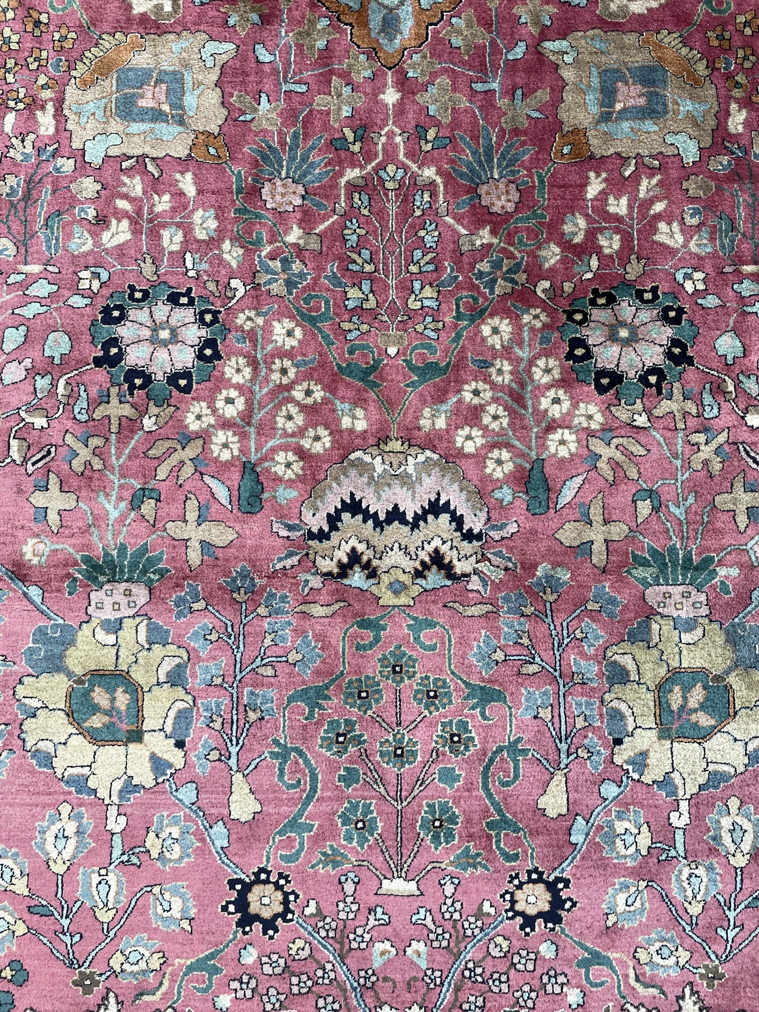 Antique North Indian Agra Carpet, circa 1900 – photo 7