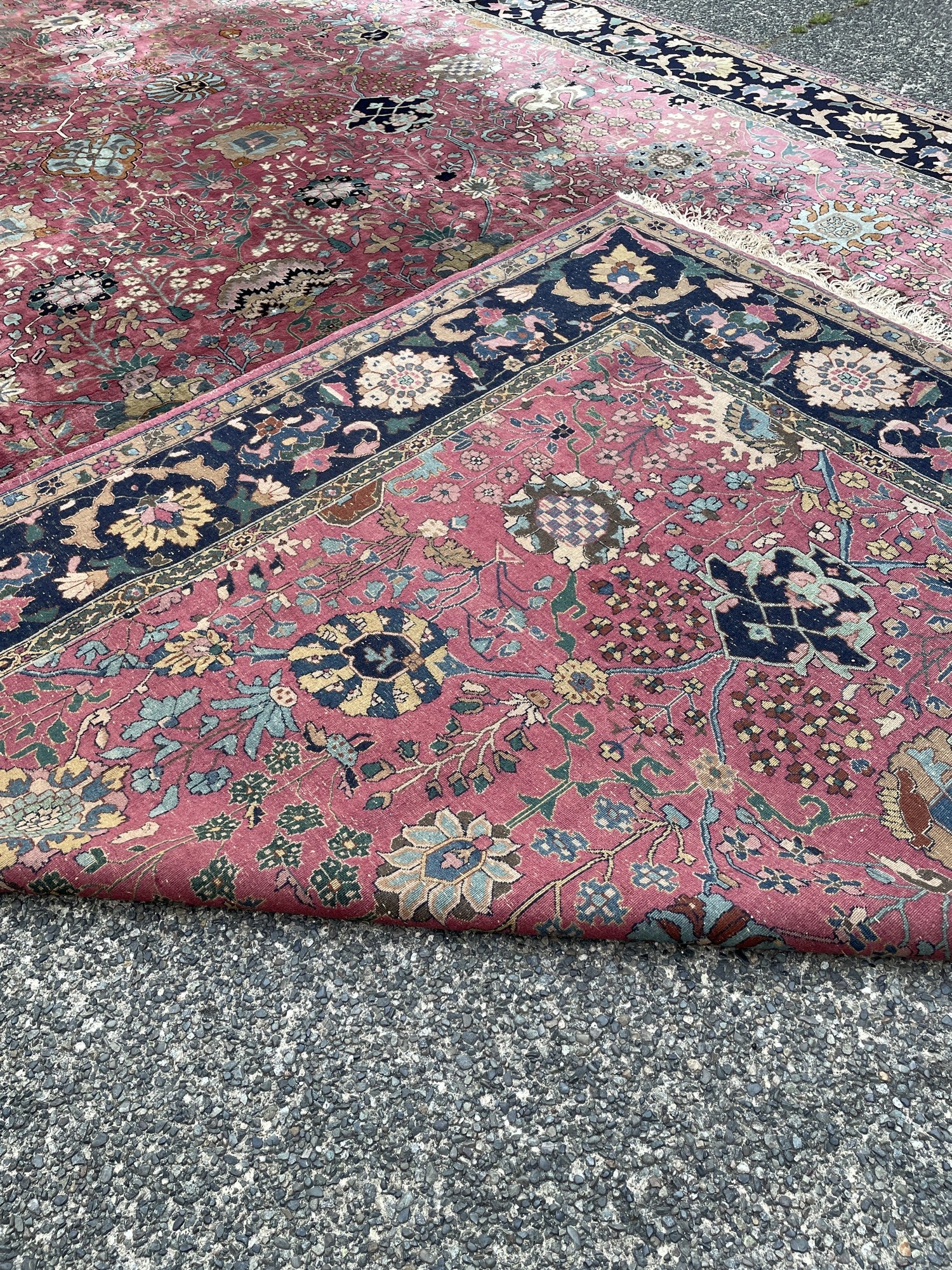 Antique North Indian Agra Carpet, circa 1900 – photo 10