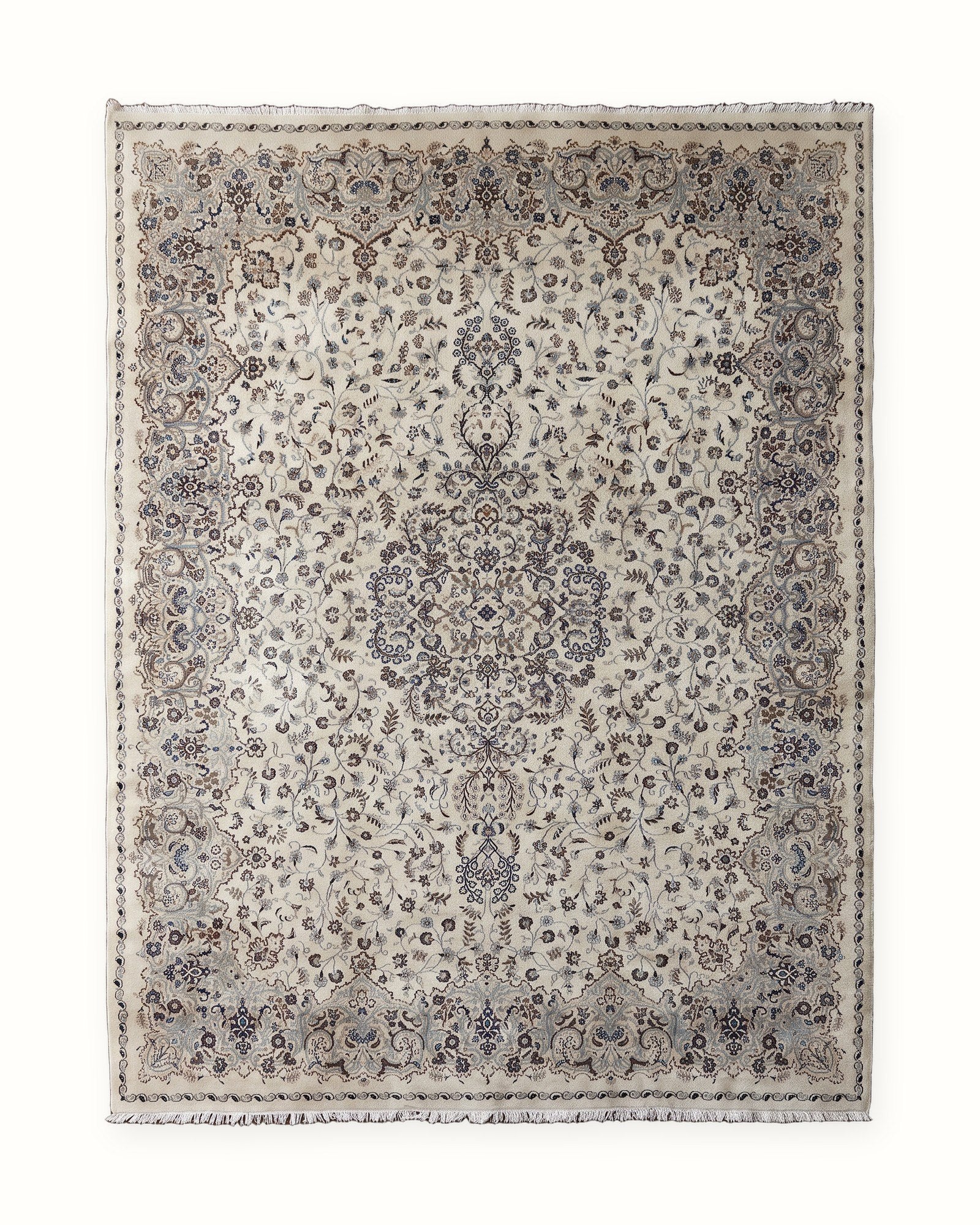 Antique Kashan Persian Carpet – Ivory Floral Medallion, 10'6" x 14', whole rug
