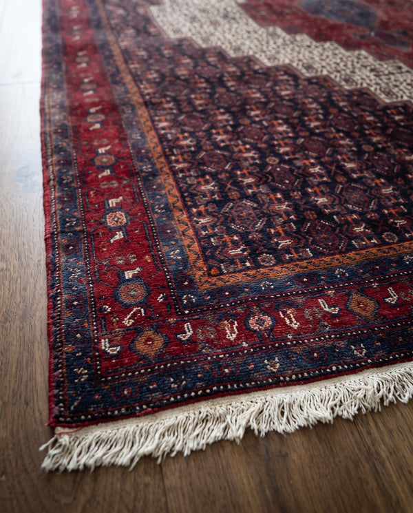 Vintage Senneh Persian Rug – Herati Medallion, circa 1960–1970