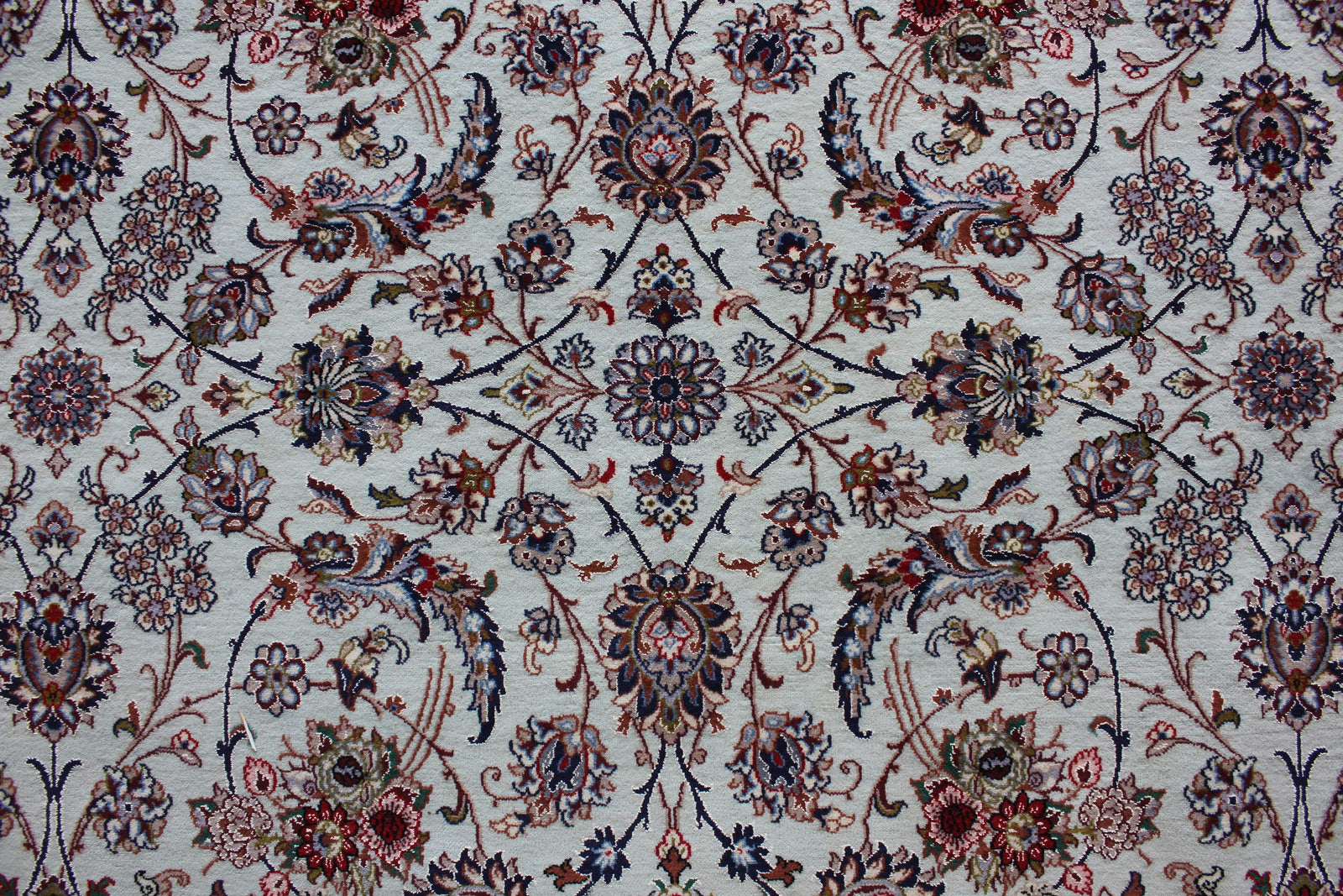 Extremely Fine and Rare Isfahan