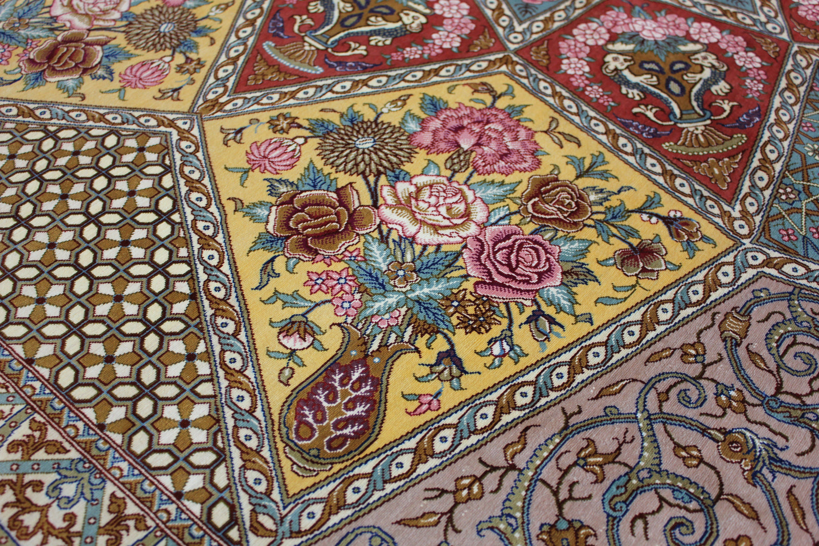 Extremely Fine Qom by Master Mir Mehdi