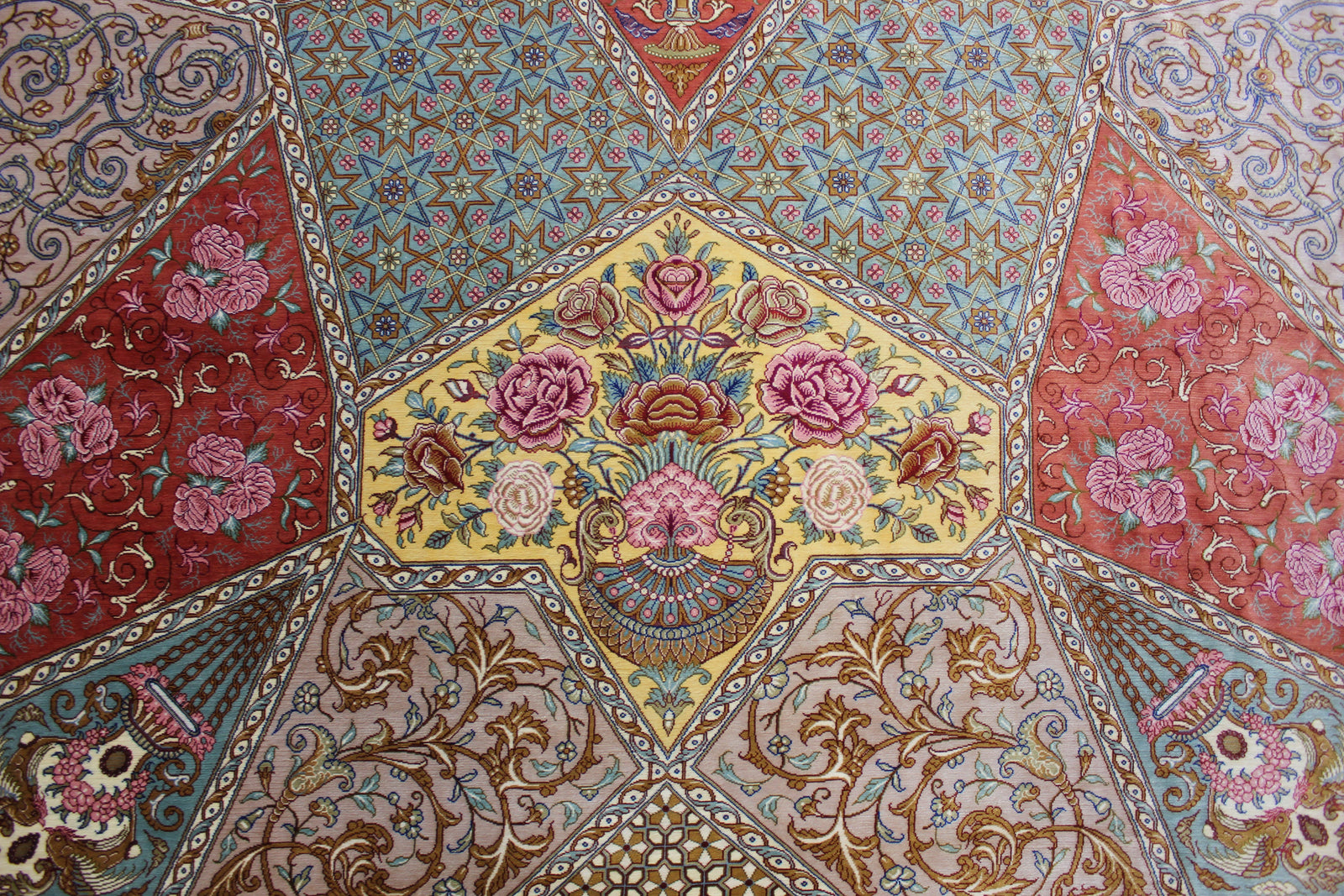 Extremely Fine Qom by Master Mir Mehdi