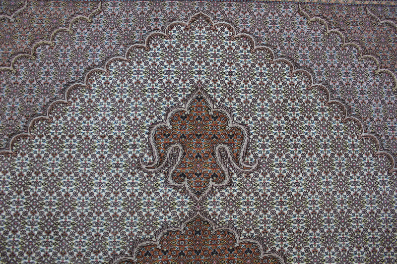 Very Fine Mahi Tabriz
