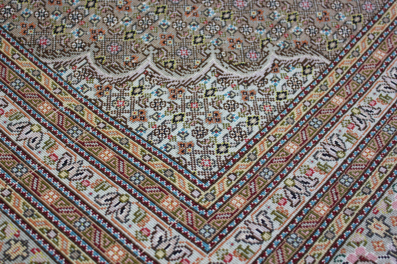 Very Fine Mahi Tabriz